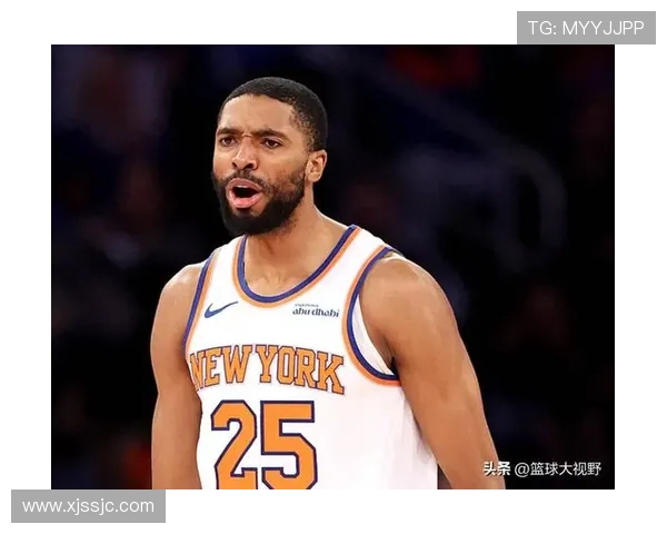 布里奇斯攻防兼备表现出色20投9中三分3中8砍下25分外加5篮板2助攻2盖帽