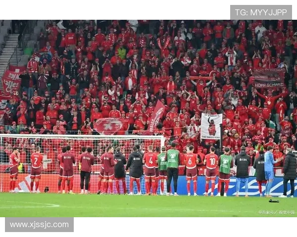 B费助攻双响曼联战胜水晶宫荣膺球迷票选最佳球员称号