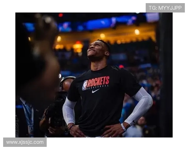 夸梅质疑对布朗尼的赞誉与对本内特威少的批评为何存在双重标准